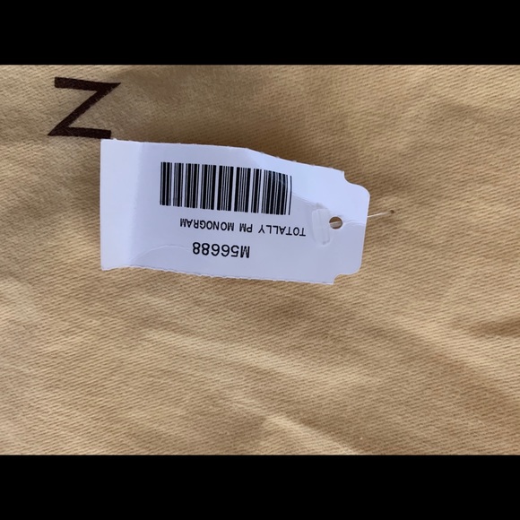 LV Totally PM Monogram - Picture 2 of 4